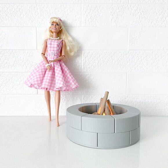 Gray Miniature Round Firepit W/Flickering Logs for Barbie 1:6 Scale Realistic - Picture 4 of 4